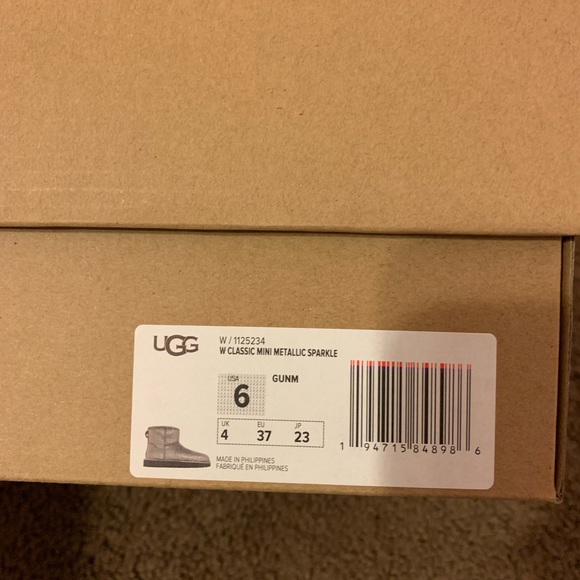 UGG Women's Classic Mini Metallic Sparkle Gun Metal Winter Boots Size 6 … - Picture 5 of 11